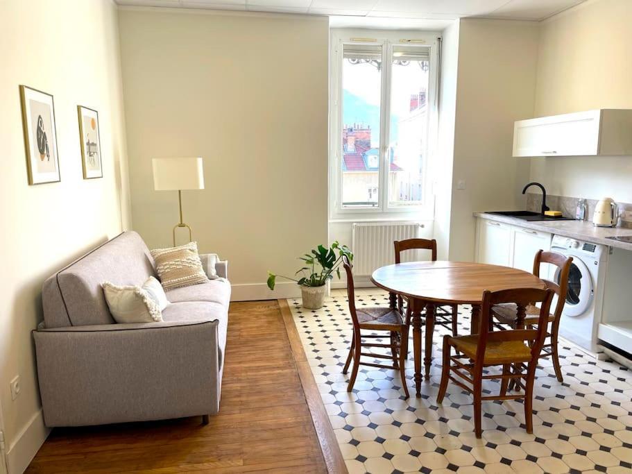 Appartement Entierement Renove Proche Gare Grenoble Exteriör bild